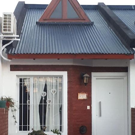 Departamentos Ensuenos Apartment Trelew Exterior photo